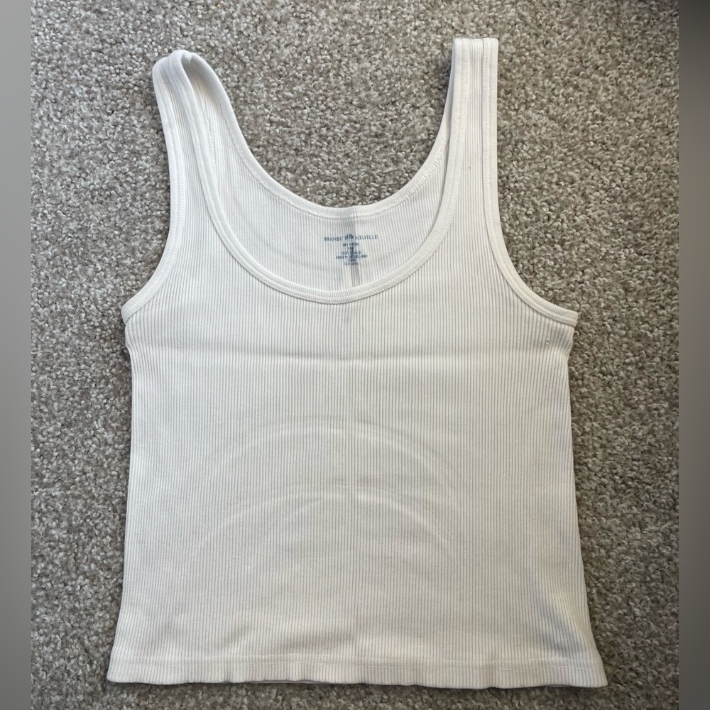 Brandy Melville white tank top crop top
